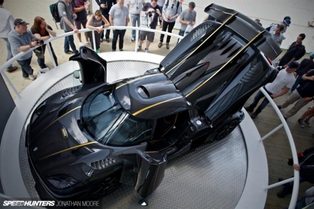 Dünyanın en süper otomobili: Koenigsegg One:1​​
