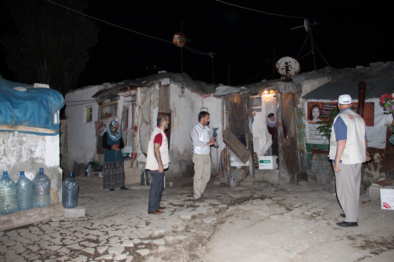 Vefa Der ve Sadakataşı Derneği Ağrı Yardım 