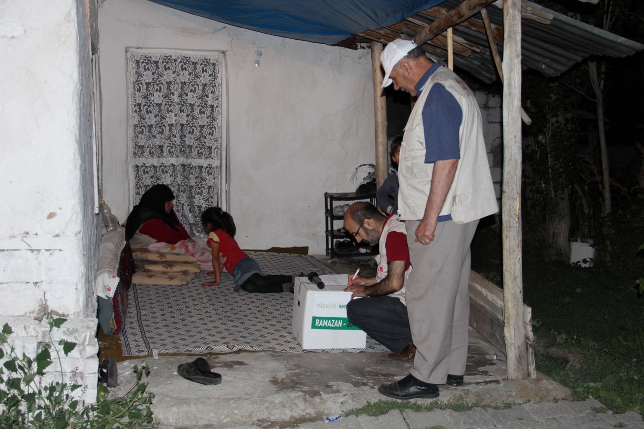 Vefa Der ve Sadakataşı Derneği Ağrı Yardım 