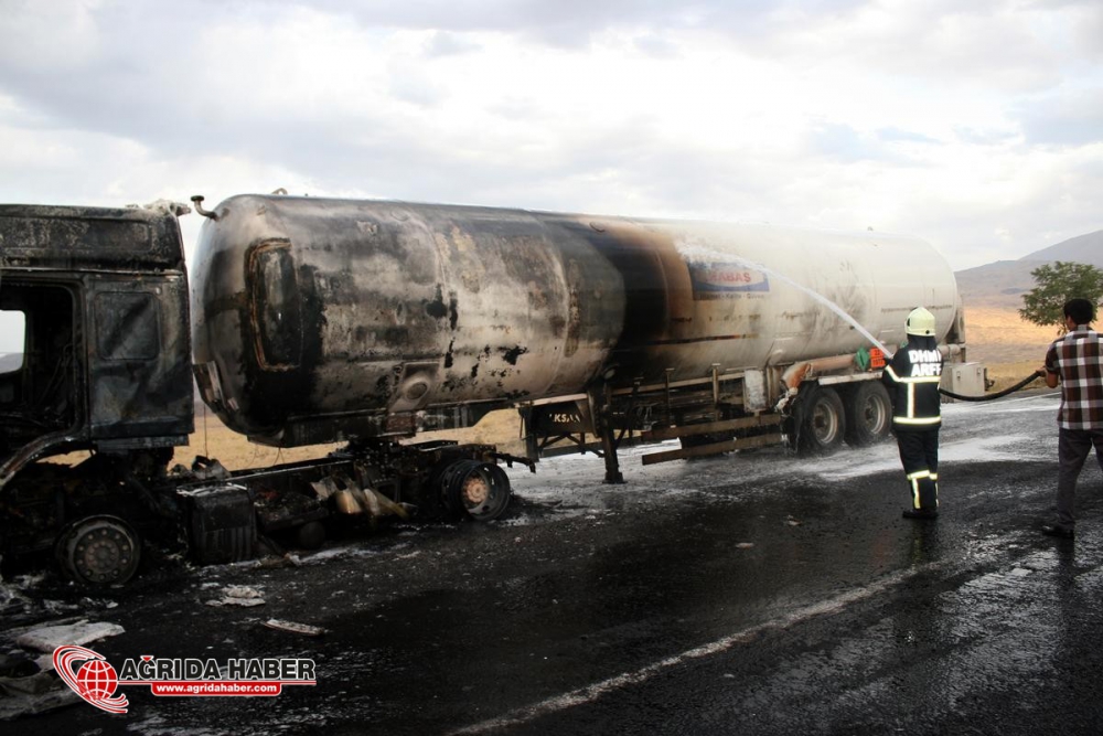 Tanker Şöförü Karakola Saldırıyı Önledi !