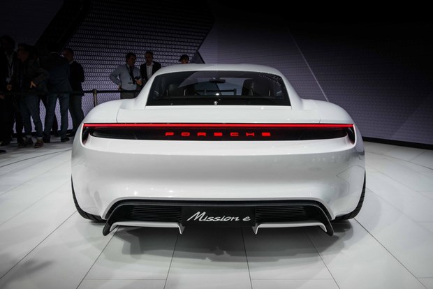 Porsche'den 600 beygirlik elektrikli otomobil