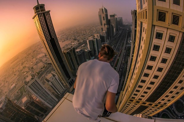 Selfie tutkunu ölüme meydan okuyor