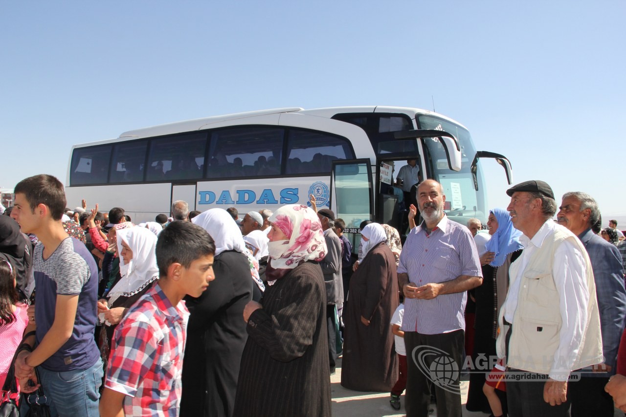 Ağrı'lı Hacılar Yola Çıktı