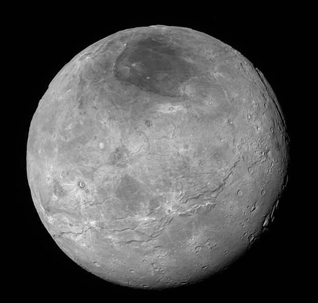 Plüton'dan yeni kareler