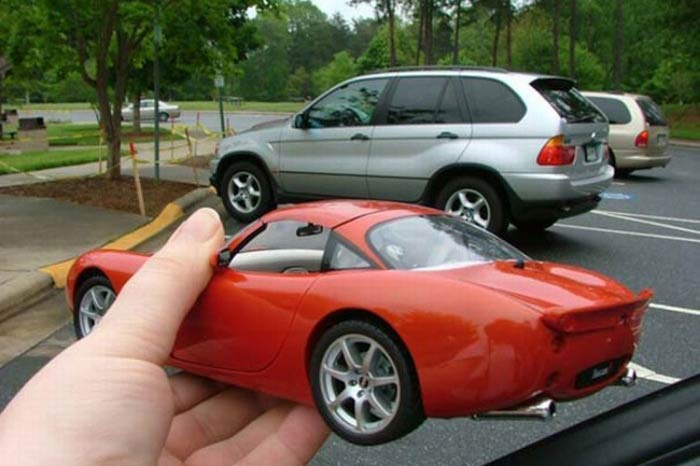 Açısıyla yanıltan fotoğraflar