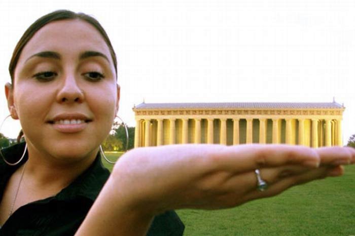 Açısıyla yanıltan fotoğraflar