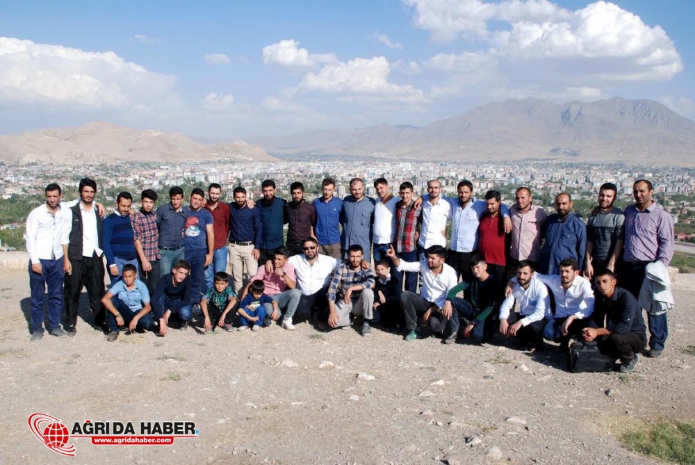 Ağrılı Risale-i Nur talebeleri 'Hor Hor Medresesi'nde