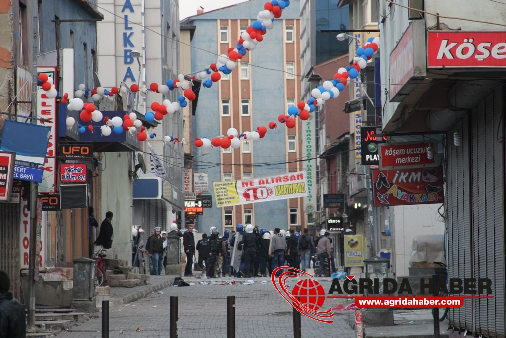 Ağrı'da Kobani Protestosu