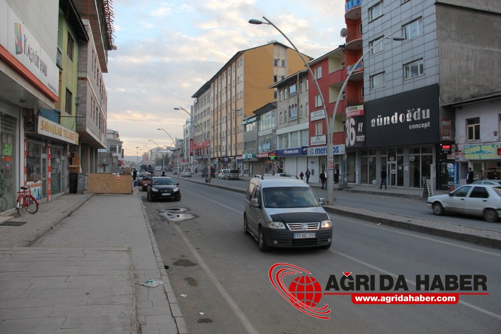 Ağrı'da Kobani Protestosu
