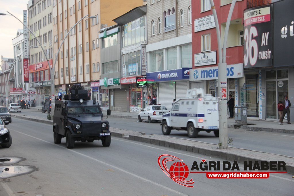 Ağrı'da Kobani Protestosu