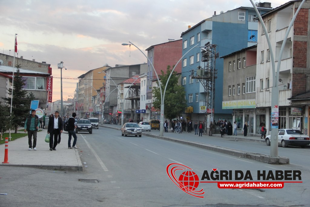 Ağrı'da Kobani Protestosu