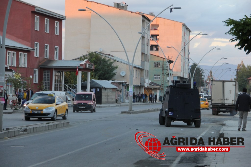 Ağrı'da Kobani Protestosu