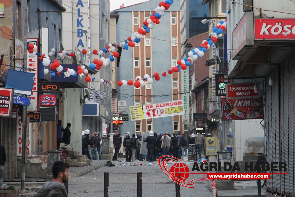 Ağrı'da Kobani Protestosu