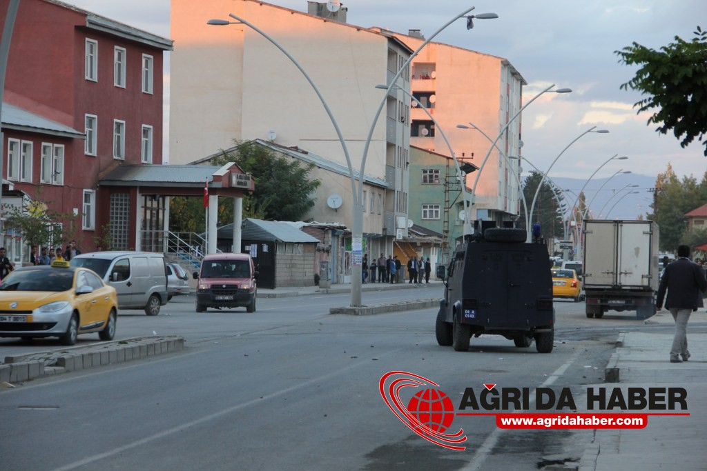 Ağrı'da Kobani Protestosu