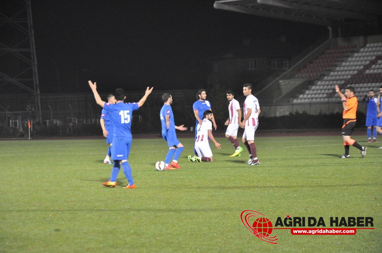 Konfederasyon Kupası Ağrı Gençlerbirliği Spor'un Oldu