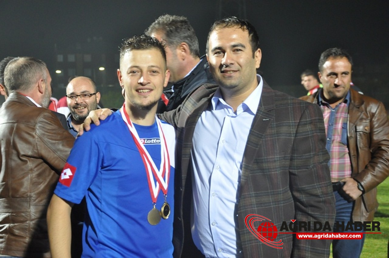 Konfederasyon Kupası Ağrı Gençlerbirliği Spor'un Oldu