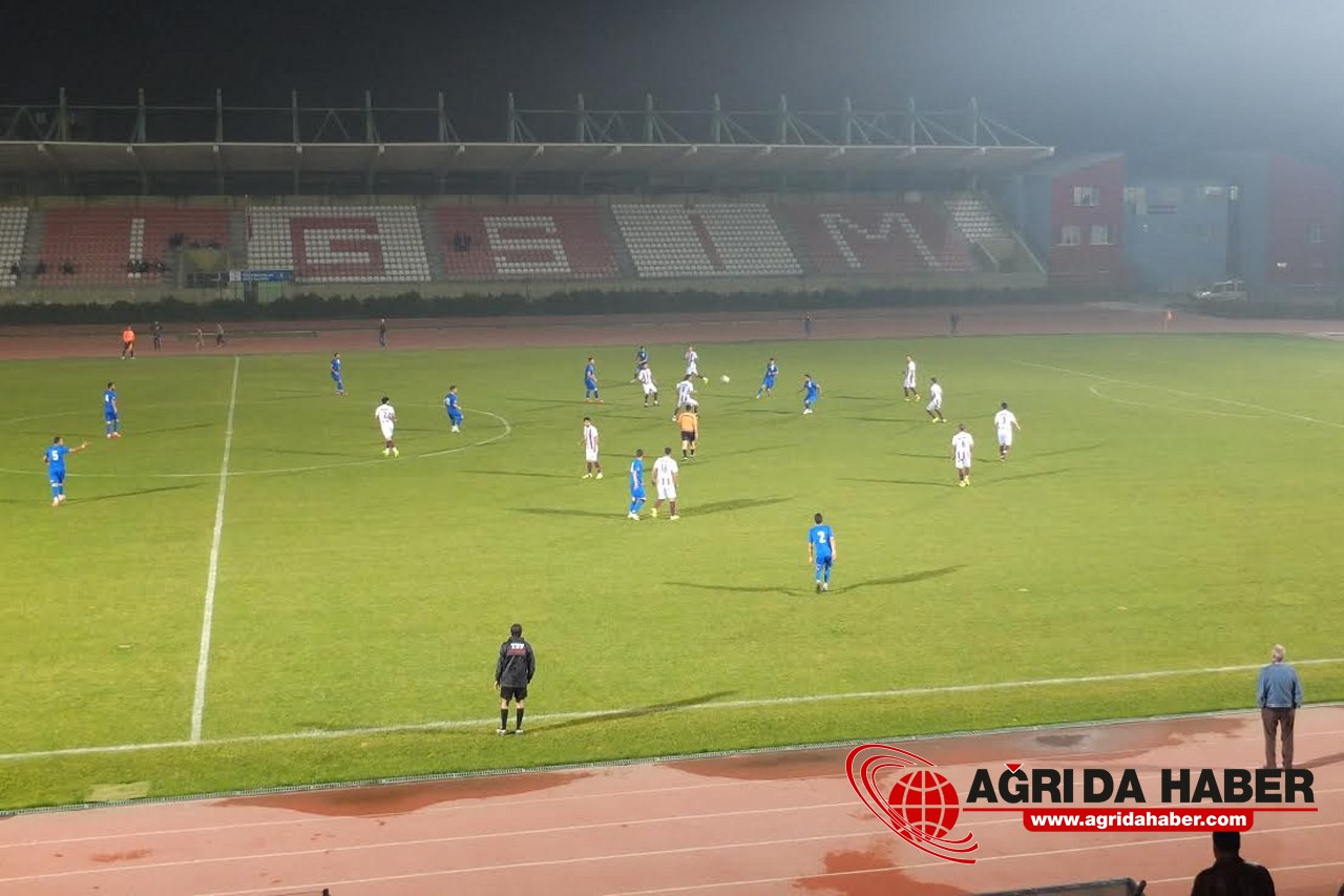 Konfederasyon Kupası Ağrı Gençlerbirliği Spor'un Oldu