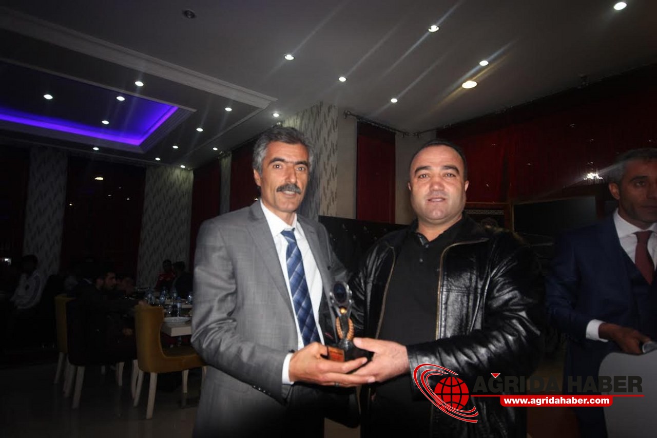 Konfederasyon Kupası Ağrı Gençlerbirliği Spor'un Oldu