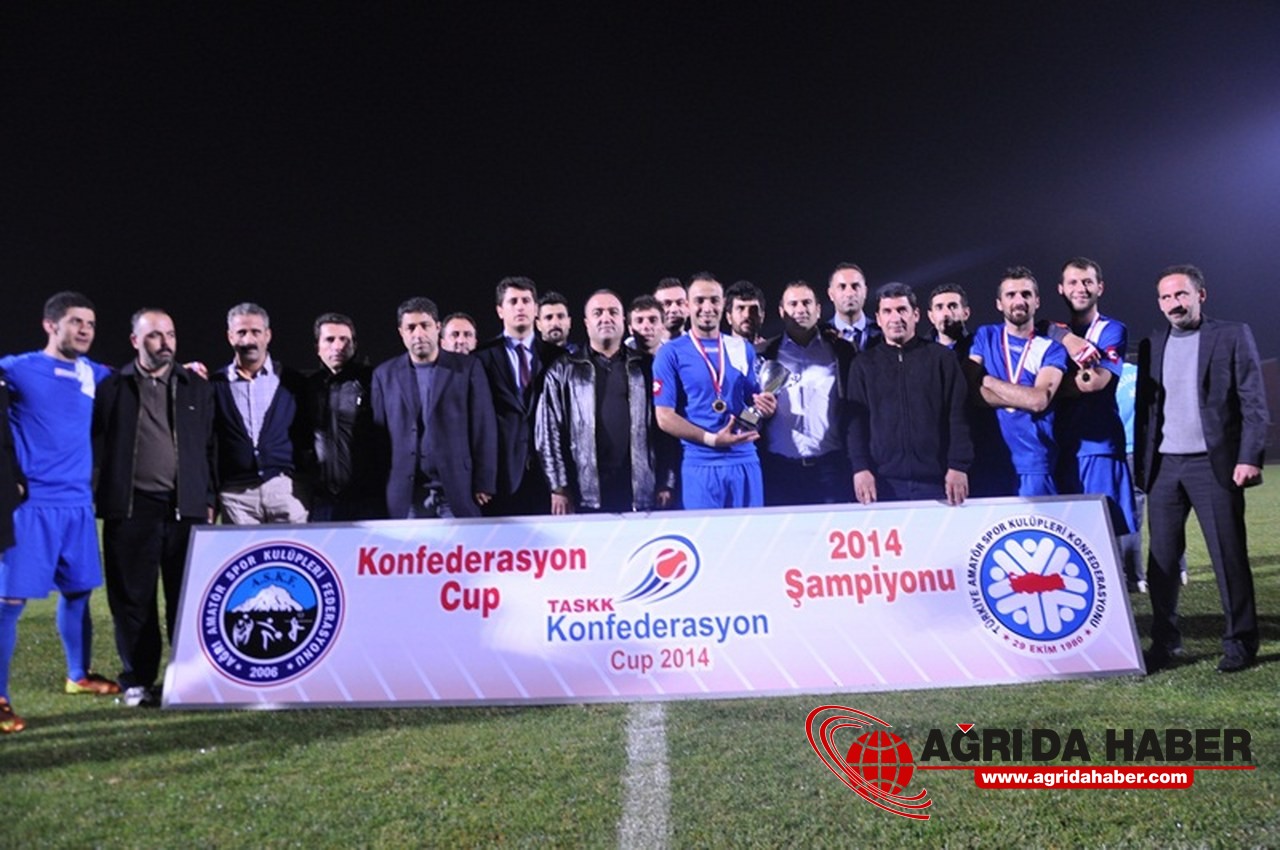 Konfederasyon Kupası Ağrı Gençlerbirliği Spor'un Oldu