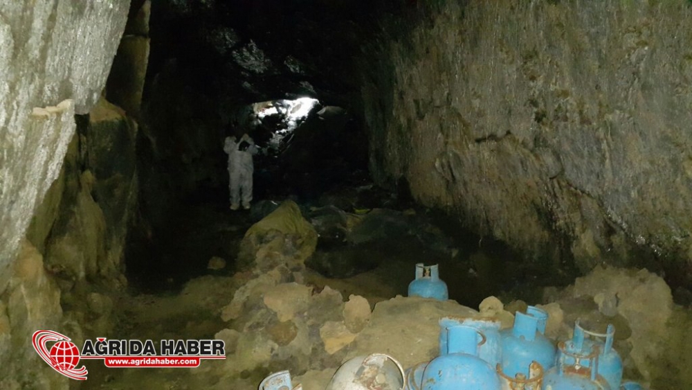 Ağrı Tendürek'te PKK Darbe 2 Mağara Dolusu Mühimmat İmha Edildi