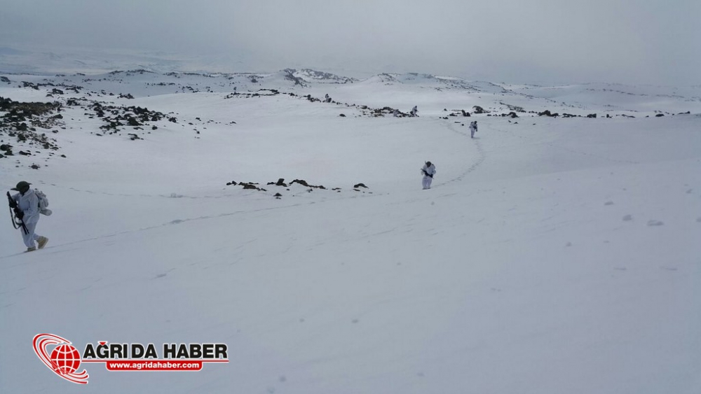 Ağrı Tendürek'te PKK Darbe 2 Mağara Dolusu Mühimmat İmha Edildi
