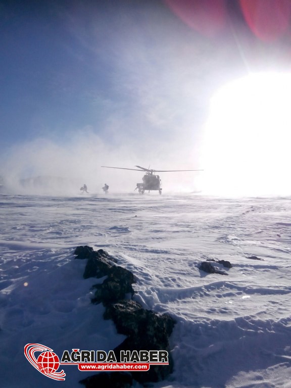 Ağrı Tendürek'te PKK Darbe 2 Mağara Dolusu Mühimmat İmha Edildi