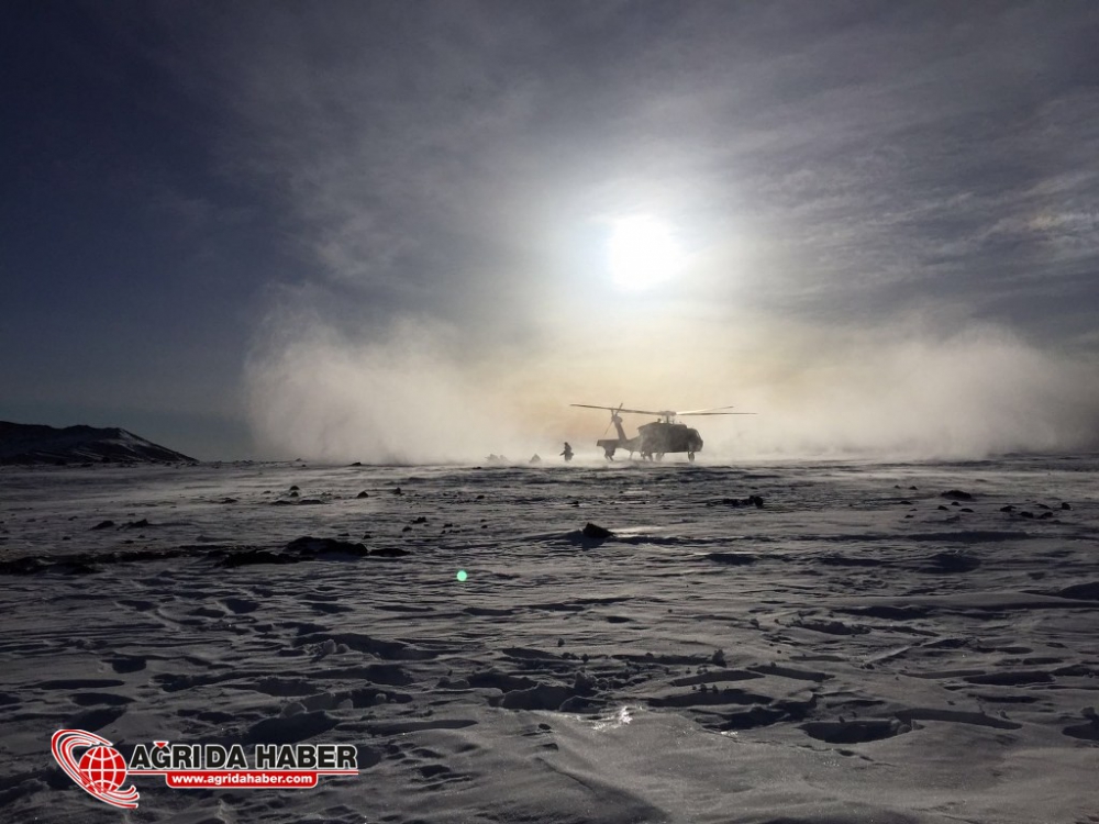 Ağrı Tendürek'te PKK Darbe 2 Mağara Dolusu Mühimmat İmha Edildi