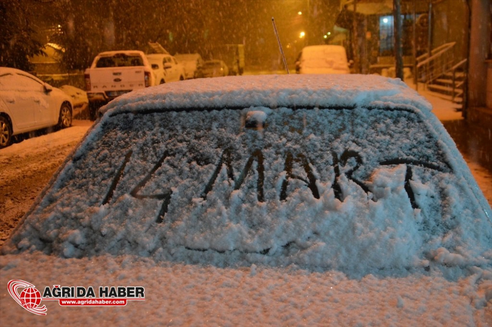 Ağrı'da Kar Yağışı Foto Galeri