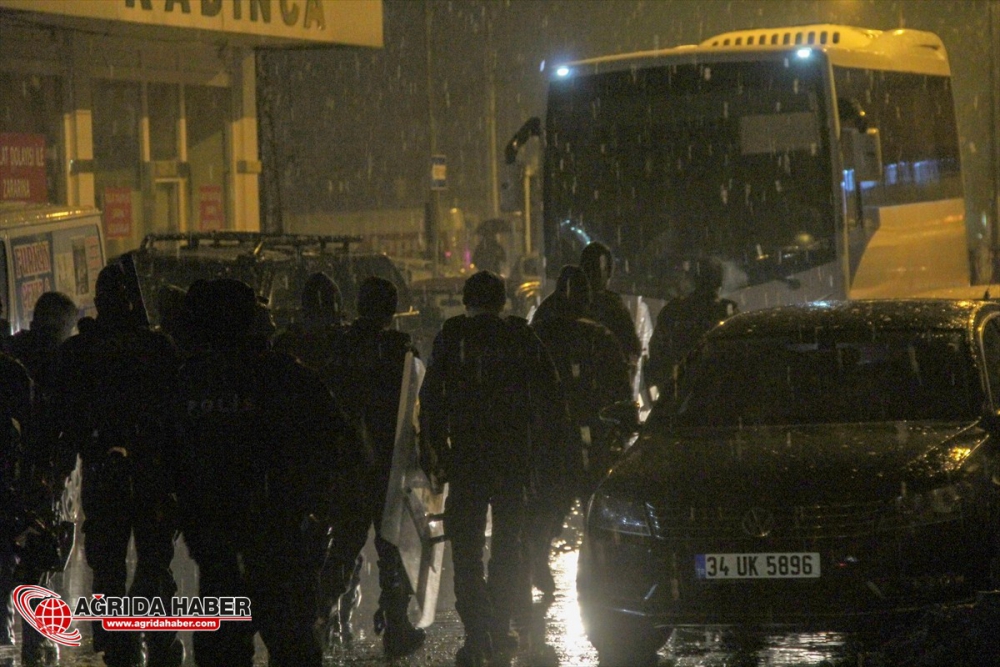 Ağrı'da Kar Yağışı Foto Galeri