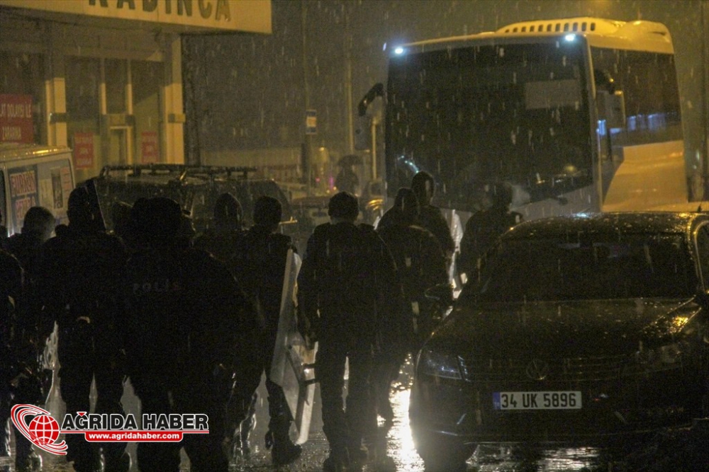 Ağrı'da Kar Yağışı Foto Galeri