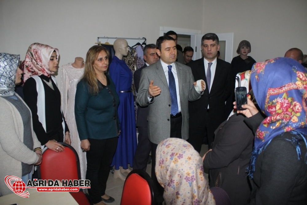 Ağrı Valisi Musa Işın Doğubayazıt İlçesinde Çeşitli Ziyaretlerde Bulundu