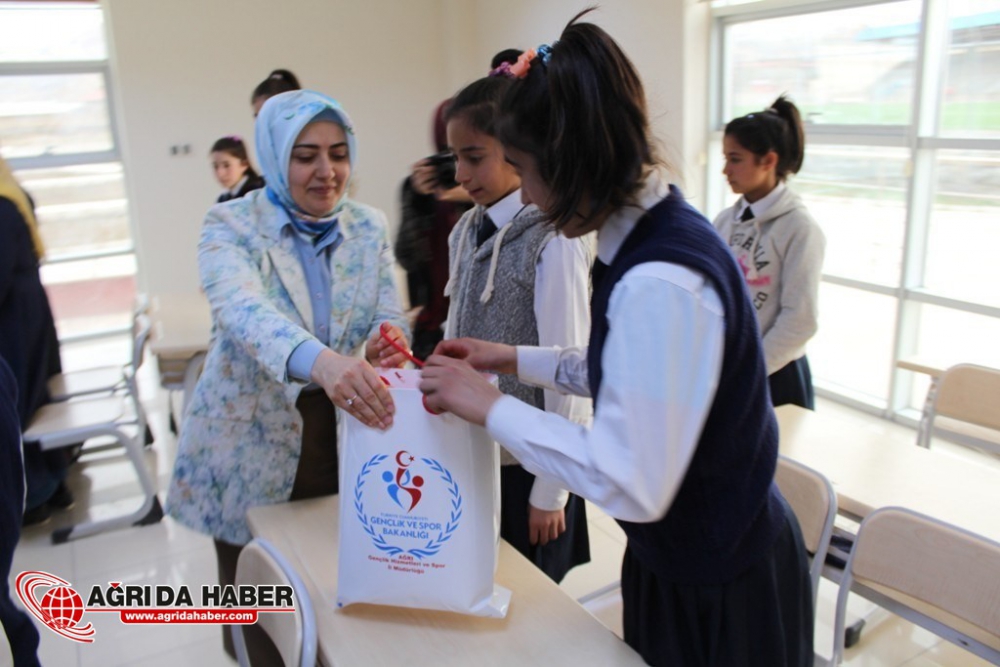 Ağrı Valisi Musa Işın Doğubayazıt İlçesinde Çeşitli Ziyaretlerde Bulundu