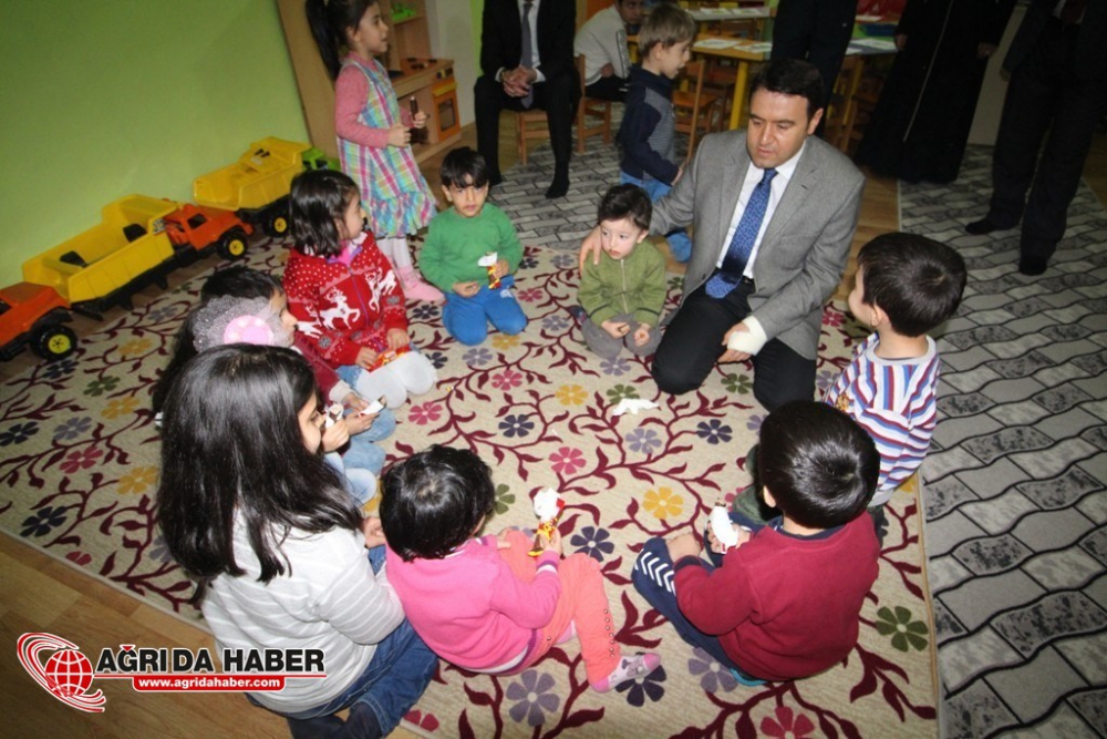 Ağrı Valisi Musa Işın Doğubayazıt İlçesinde Çeşitli Ziyaretlerde Bulundu