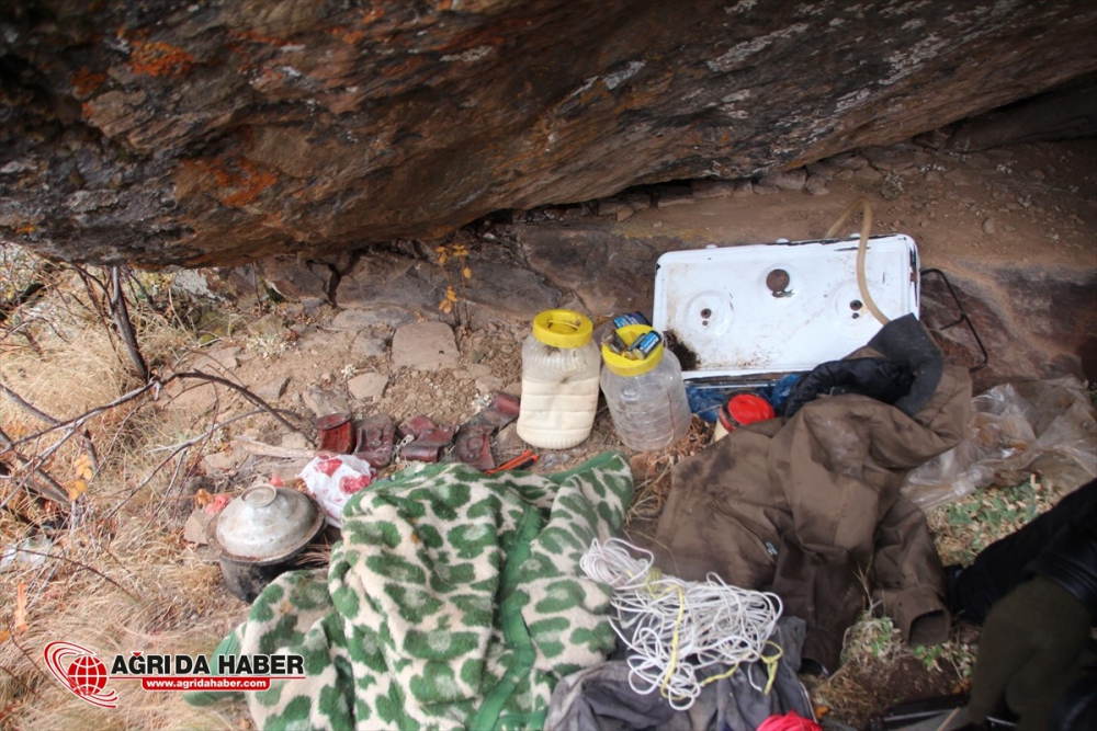 Ağrı'da PKK Cephaneliği Ele Geçirildi