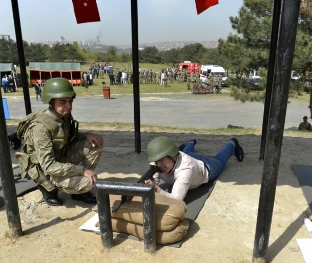 Gaziler Yıllar Sonra da Attıklarını Vurdular!