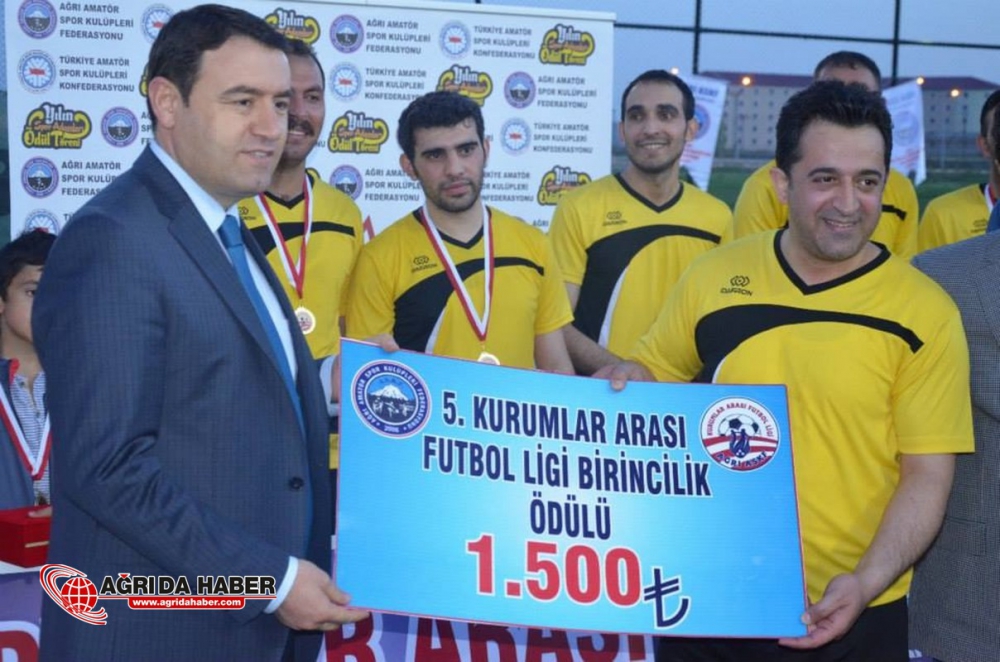 Ağrı Barosu Kurumlar Arası Futbol Liginde Şampiyon Oldu