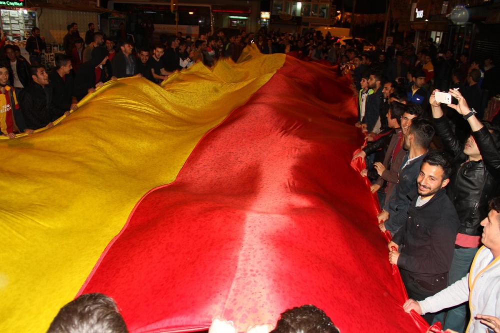 Ağrı'da Galatasaray Taraftarının şampiyonluk Sevinci