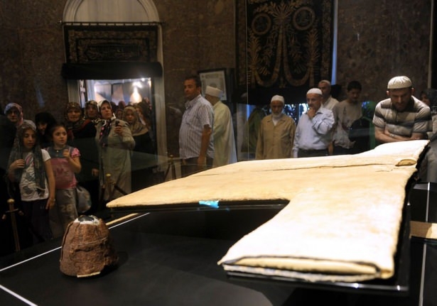 Hırka-i Şerif Ziyarete Açıldı