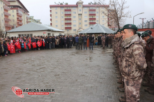 Ağrı'dan Afrin'e Gidecek olan PÖH'lere Uğurlama