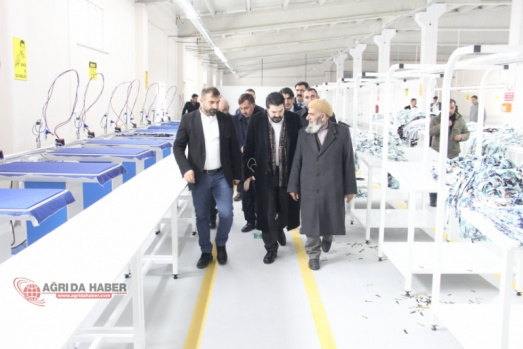 Ağrı'nın Tekstil Markası ''SNİP TEKSTİL''de Diploma Töreni