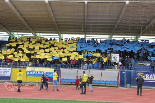 Ağrı 1970 Spor Muş Menderes Spor'u Yenerek Şampiyon Oldu!