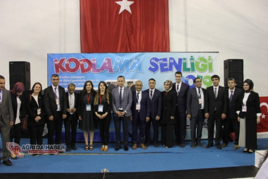 Ağrı'da kodlama şenliği düzenlendi