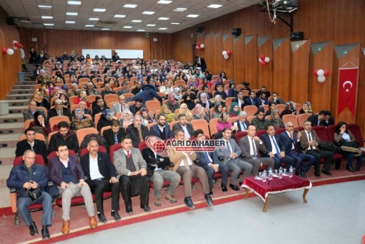 Ağrı İmam-Hatip Ortaokulları Arası Hafızlık Ve Kur'an-ı Kerim'i Yüzünden Güzel Okuma Yarışmaları