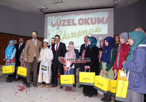 Ağrı İmam-Hatip Ortaokulları Arası Hafızlık Ve Kur'an-ı Kerim'i Yüzünden Güzel Okuma Yarışmaları
