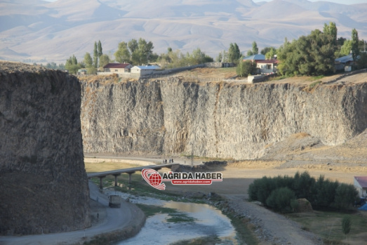 Diyadin'in Doyumsuz Manzarası: Diyadin Kanyonları