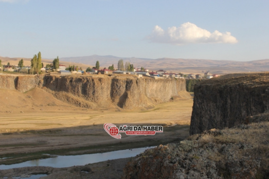 Diyadin'in Doyumsuz Manzarası: Diyadin Kanyonları