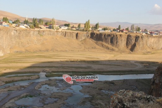 Diyadin'in Doyumsuz Manzarası: Diyadin Kanyonları