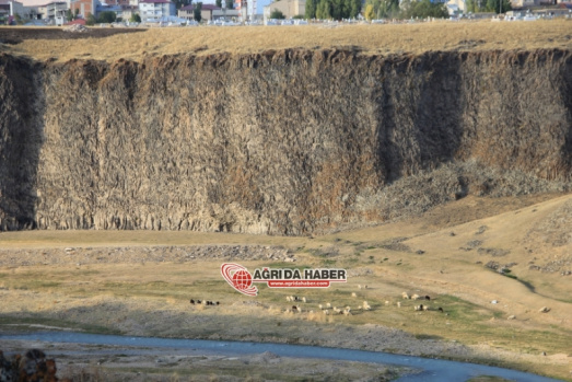 Diyadin'in Doyumsuz Manzarası: Diyadin Kanyonları