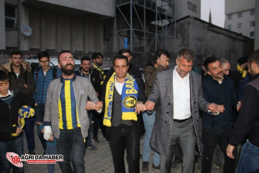 Şampiyon Ağrı 1970 Spor Coşkuyla Karşılandı
