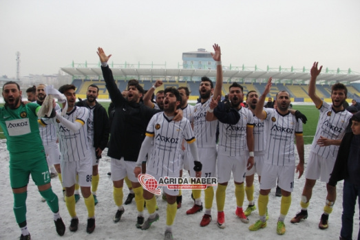 Ağrı 1970 Spor Karlıova Yıldırım Spor'u Evinde Farklı Yendi